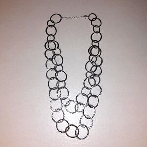 SILVER STATEMENT NECKLACE